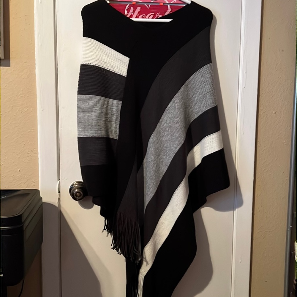 Cute Poncho new